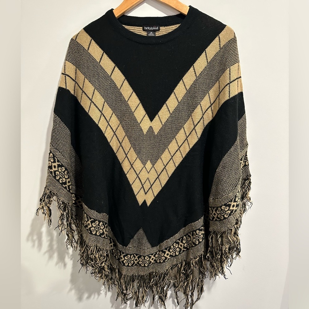 De Rotchild Women’s Sweater Shawl Size M